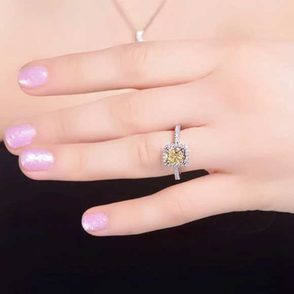 ✨Stunning Citrine Halo Ring✨ - Picture 3 of 16